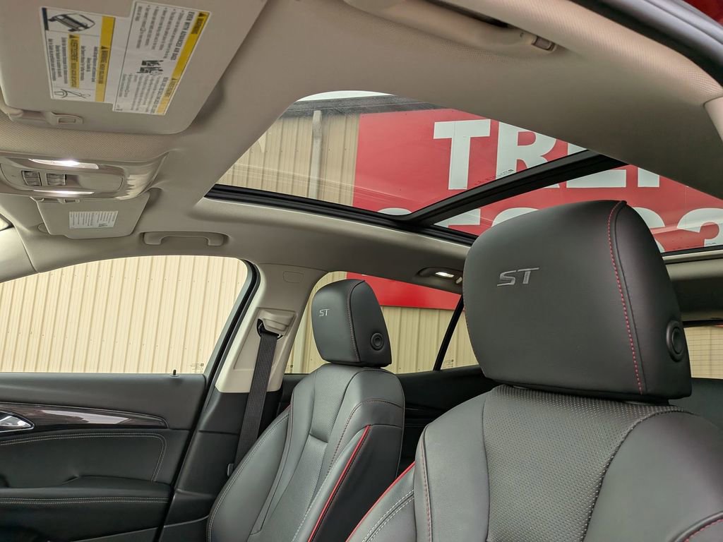 Certified 2023 Buick Envision Essence w/ Sport Touring Package FWD image 13