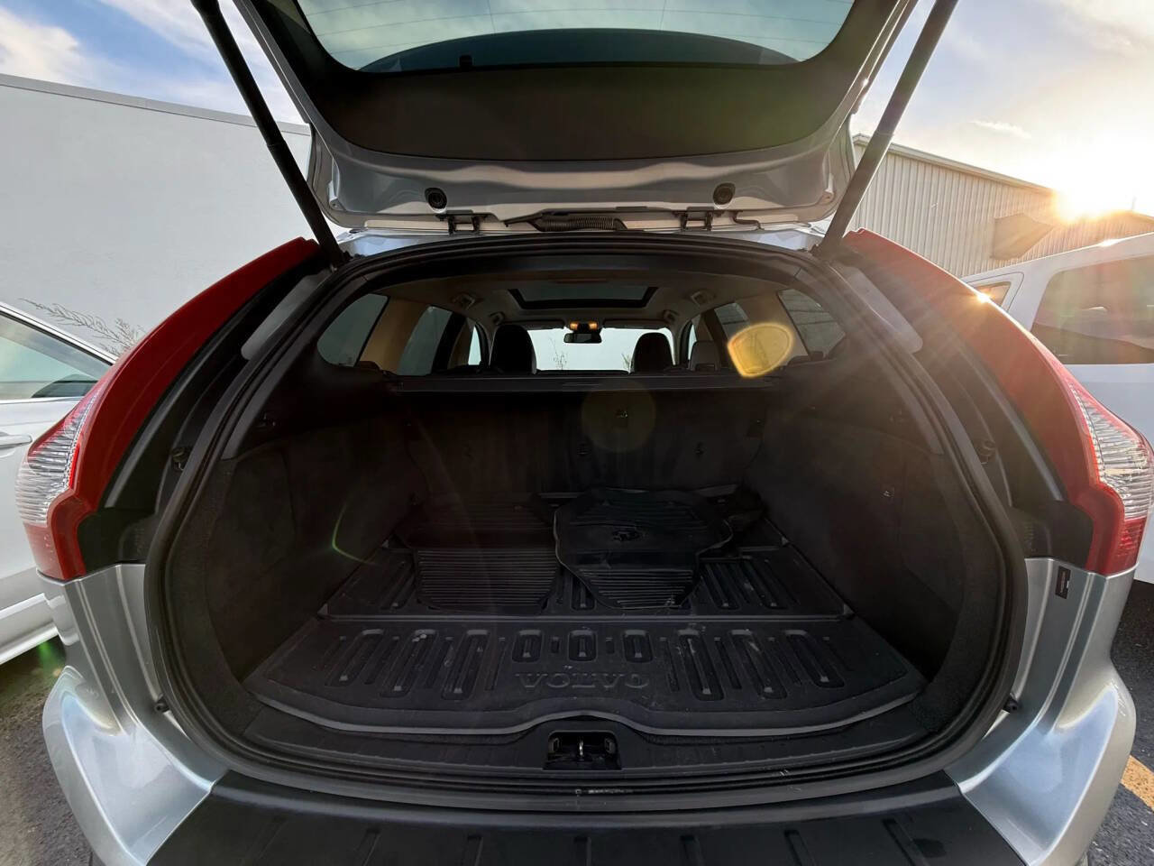 Used 2012 Volvo XC60 T6 image 31