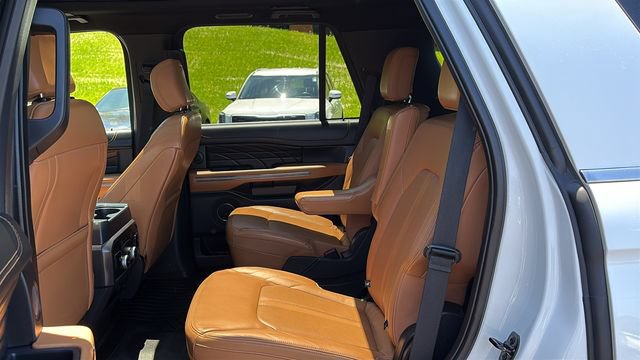 Used 2022 Ford Expedition Platinum AWD/4WD image 26