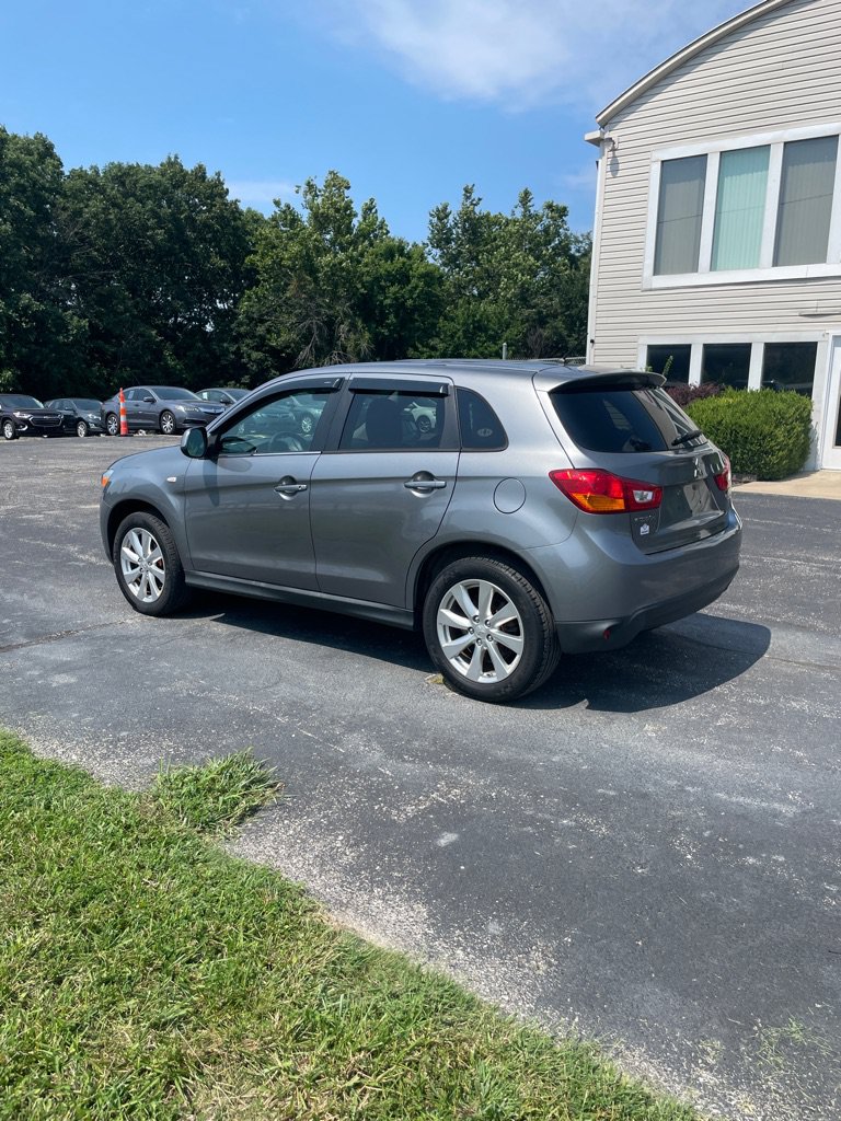 Used 2015 Mitsubishi Outlander Sport ES FWD image 3