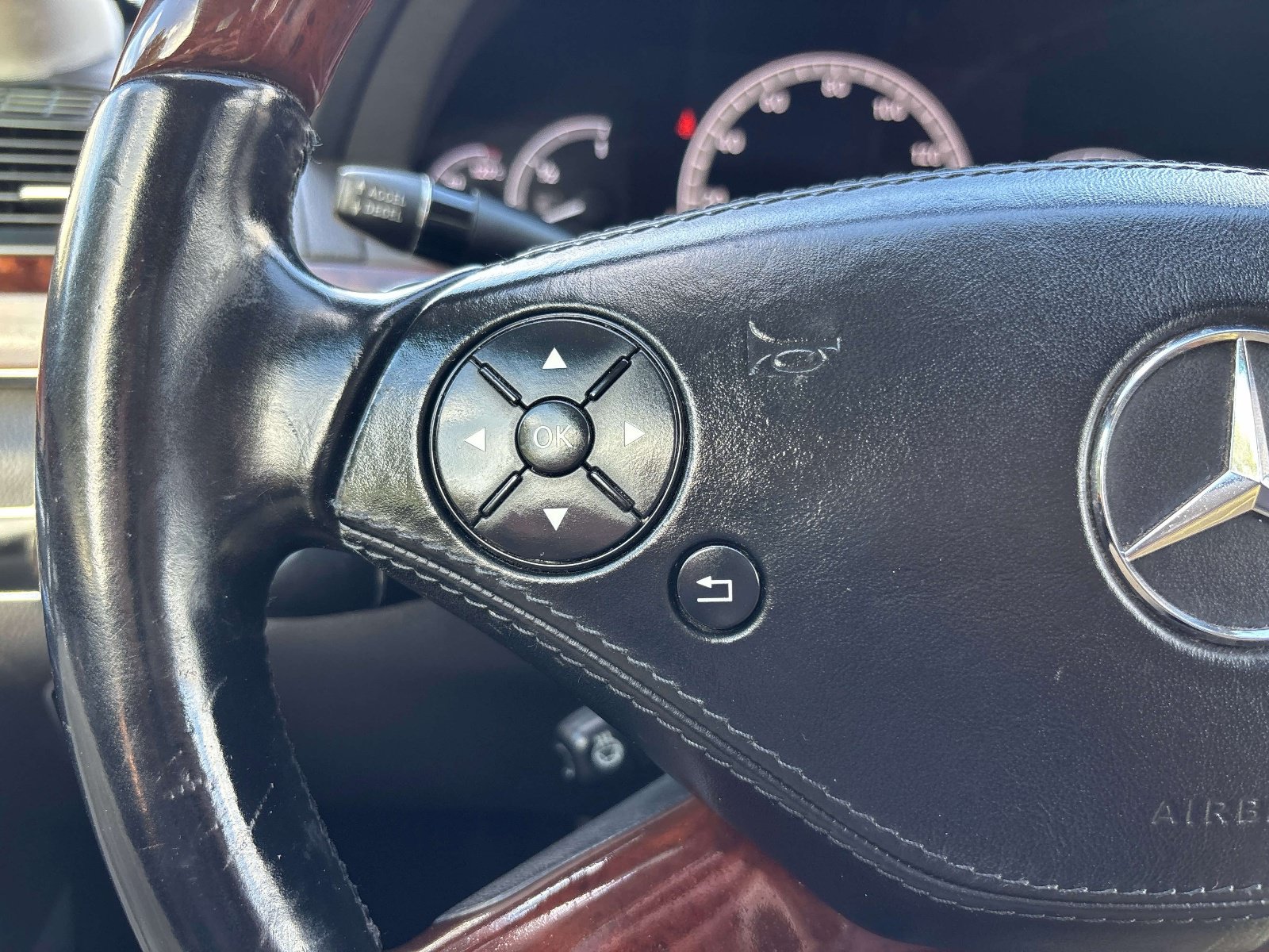Used 2013 Mercedes-Benz S 550 4MATIC image 24