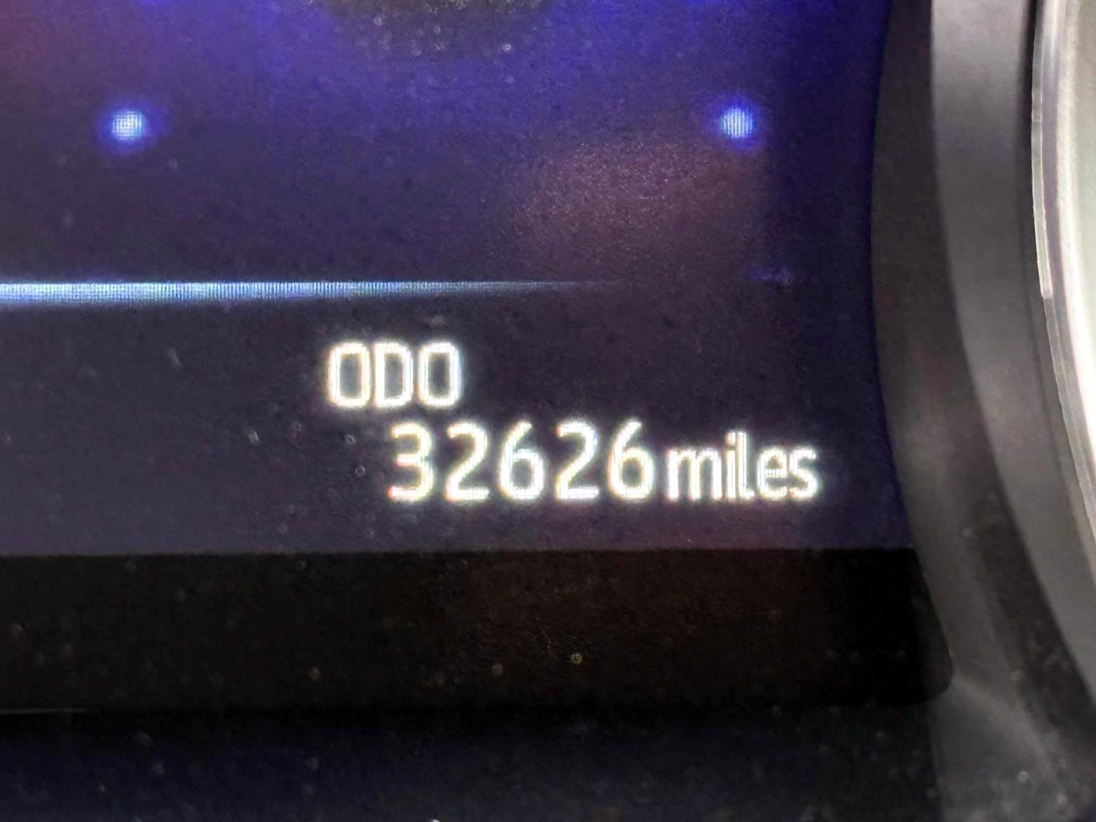 Used 2022 Toyota Camry XLE w/ Navigation Upgrade Package image 29