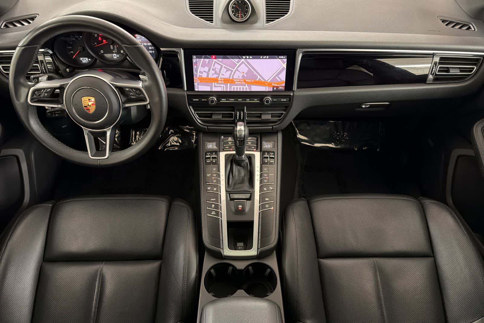 Used 2021 Porsche Macan w/ Premium Package Plus AWD/4WD image 3