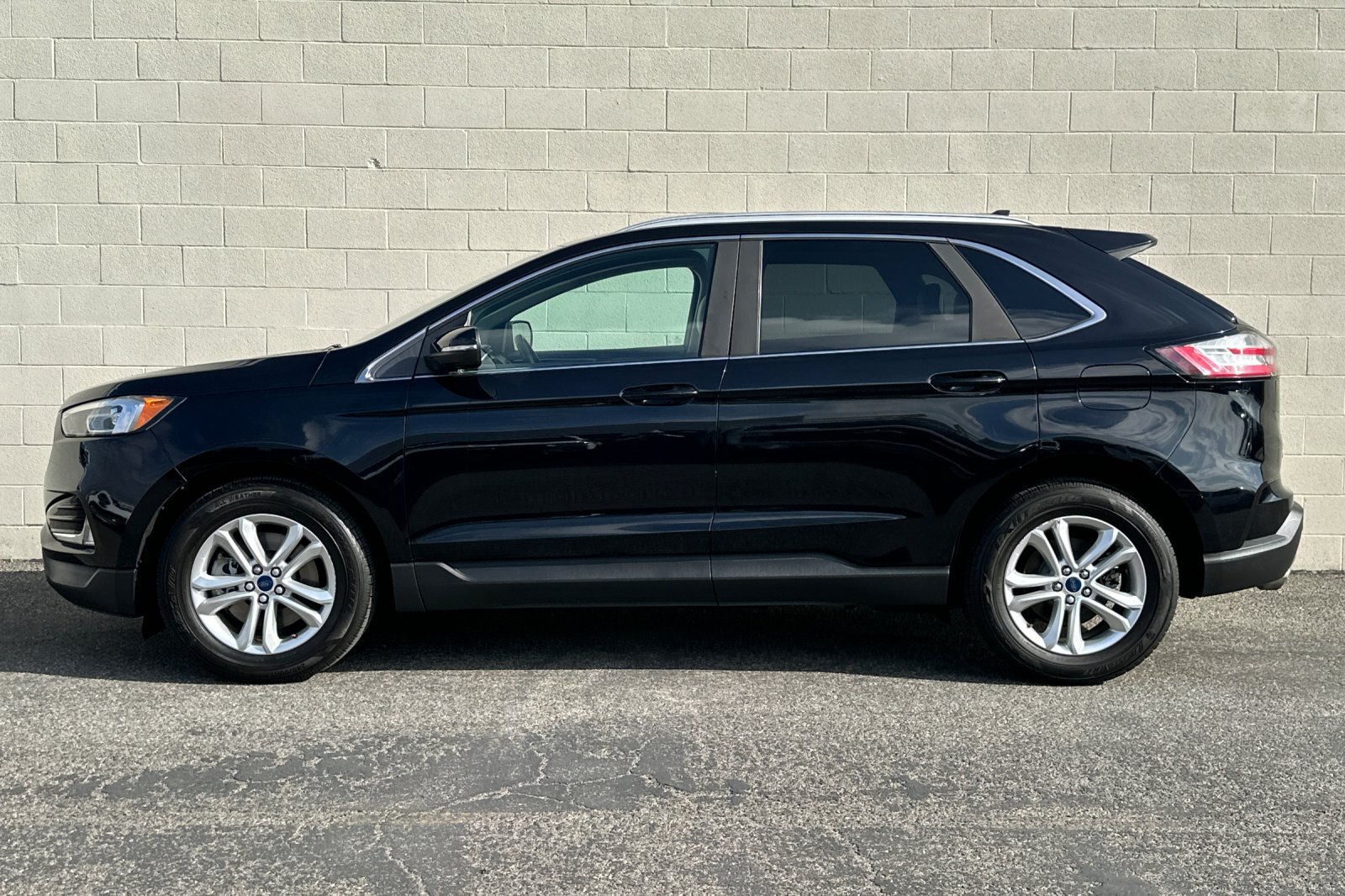 Used 2019 Ford Edge SEL AWD/4WD image 7