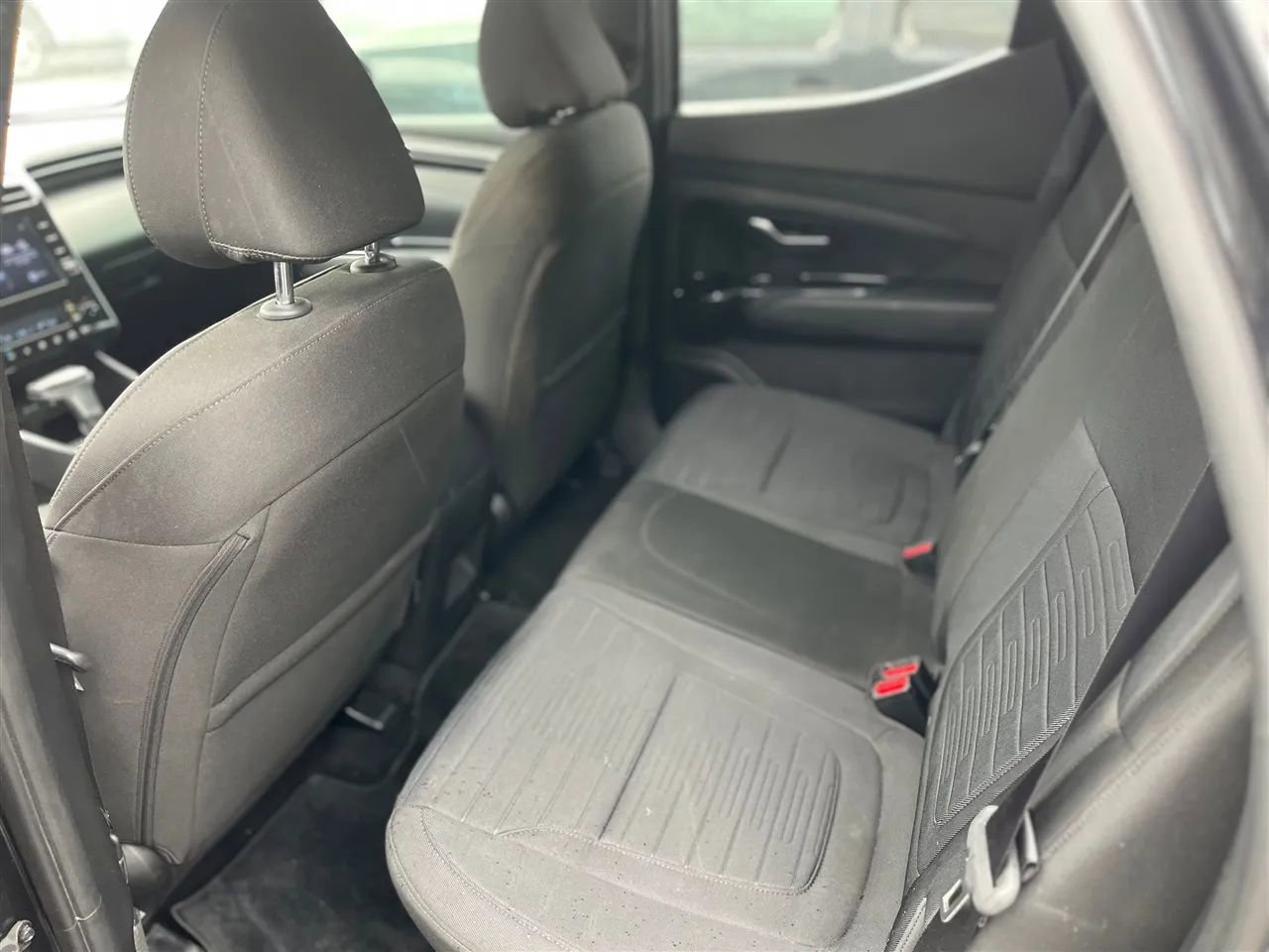 Used 2022 Hyundai Santa Cruz SEL Premium image 11