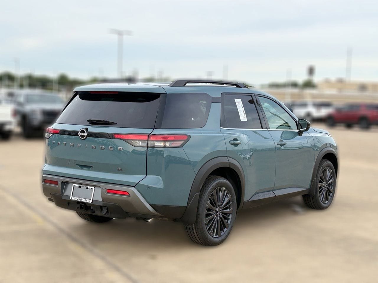 New 2026 Nissan Pathfinder SL FWD image 5
