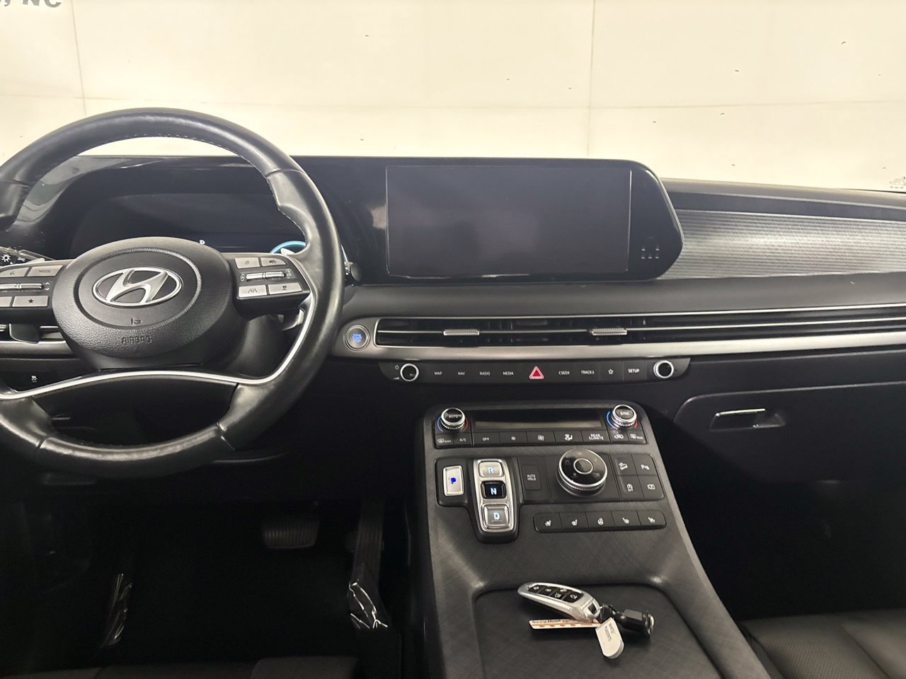Used 2023 Hyundai Palisade Limited AWD/4WD image 27
