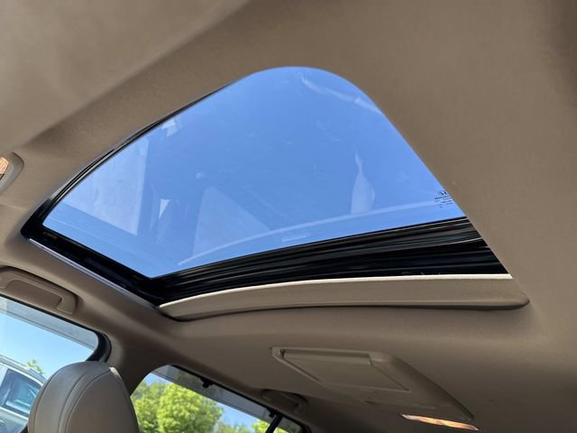 Used 2015 Honda Pilot Touring image 16