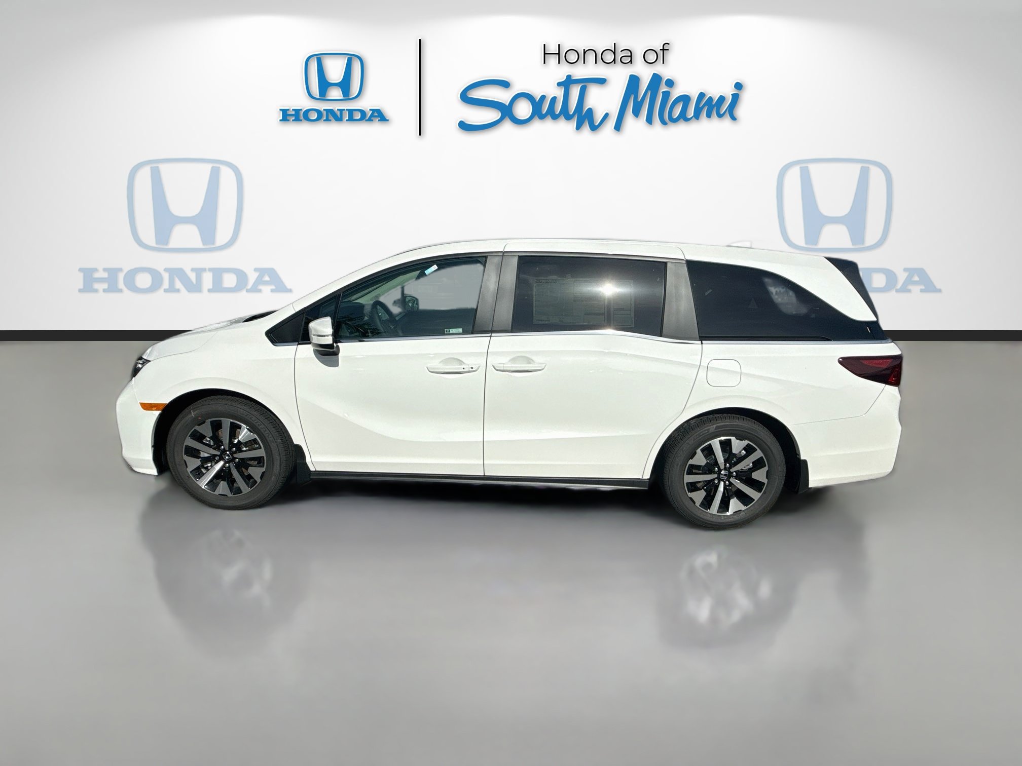 New 2026 Honda Odyssey EX-L image 4