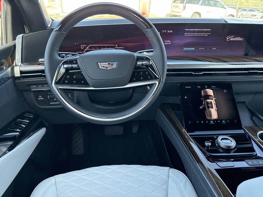 New 2026 Cadillac Escalade ESV Platinum Sport w/ LPO, ONYX Package image 17