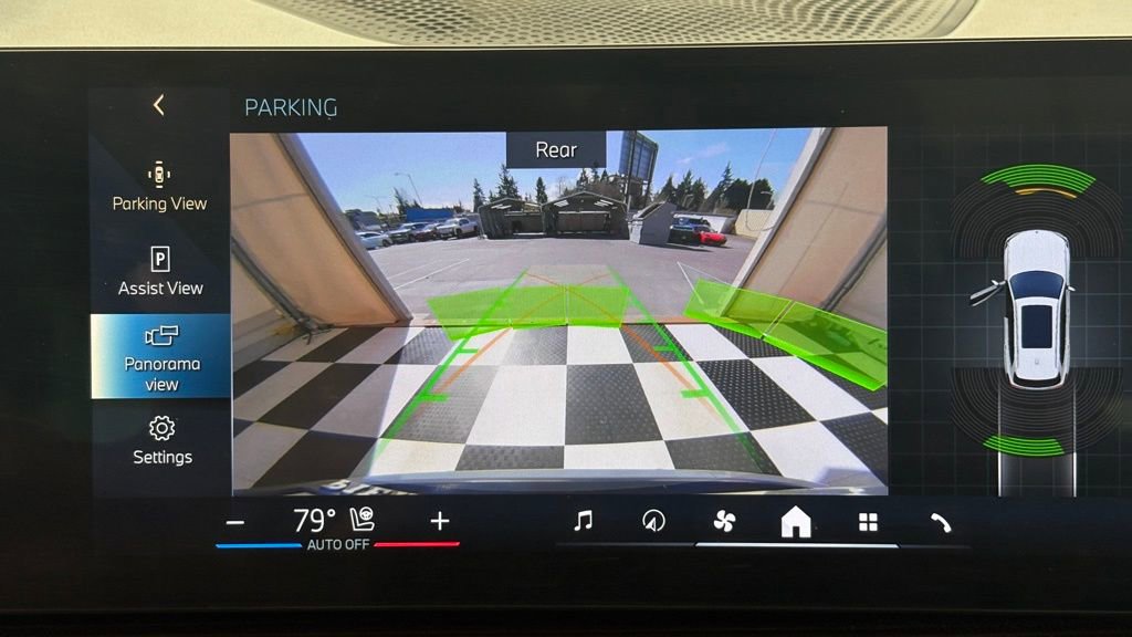 Used 2025 BMW X5 xDrive50e image 39