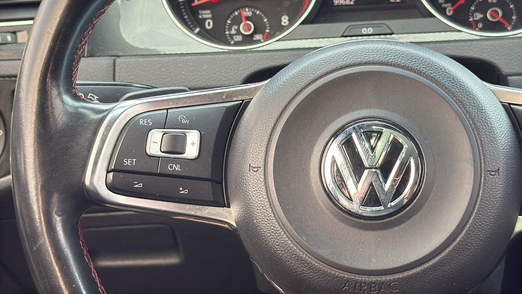 Used 2016 Volkswagen GTI SE w/ Lighting Package (SEL) FWD image 20