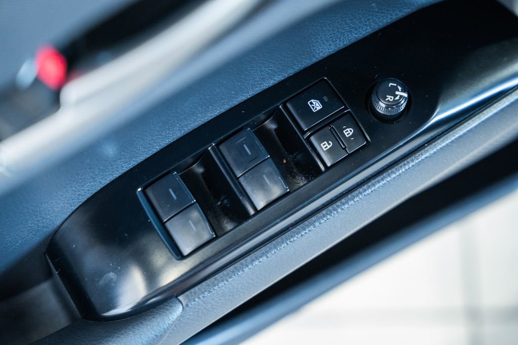 Used 2025 Toyota Camry LE FWD image 36