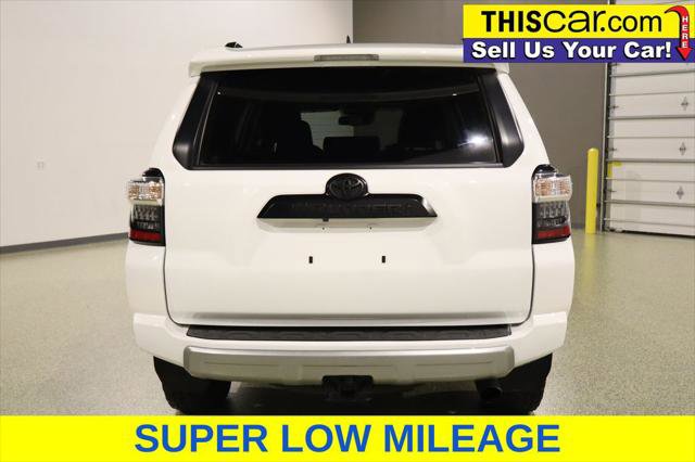 Used 2024 Toyota 4Runner TRD Off-Road Premium w/ Moonroof Package AWD/4WD image 6