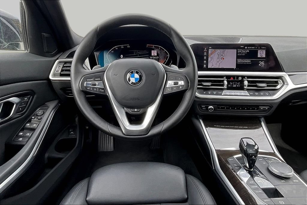 Used 2019 BMW 330i xDrive Sedan w/ Driving Assistance Package AWD/4WD image 8