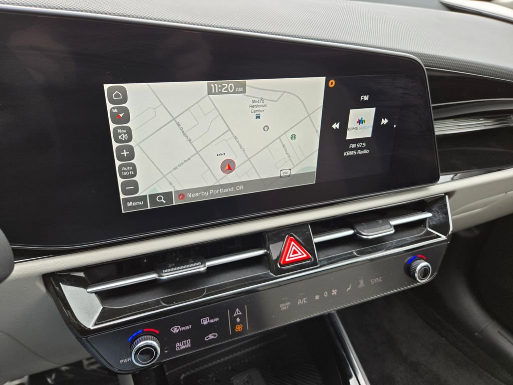 Certified 2024 Kia Niro Wave w/ Wave Preserve Package FWD image 32