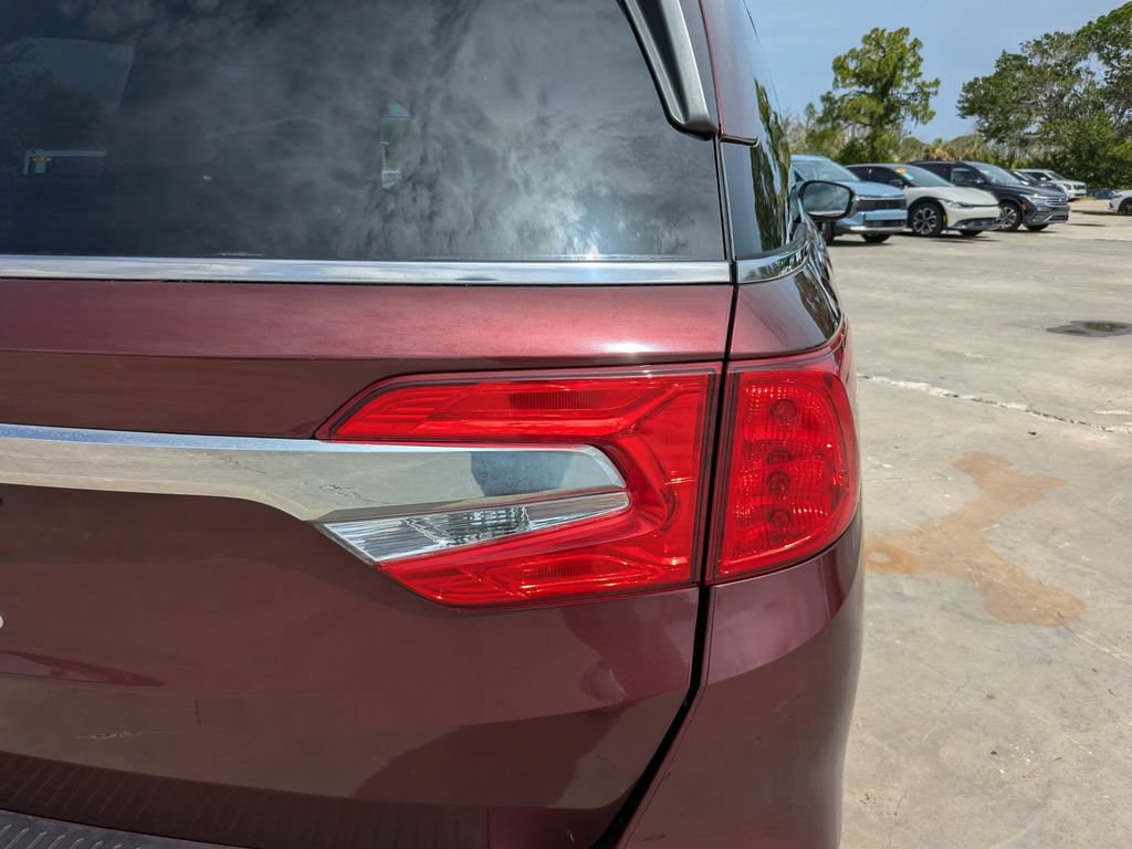 Used 2019 Honda Odyssey EX-L image 11