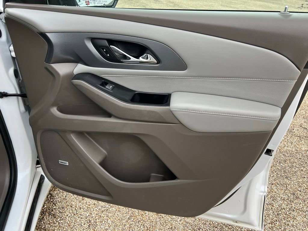 Used 2019 Chevrolet Traverse Premier w/ Driver Confidence II Package image 13