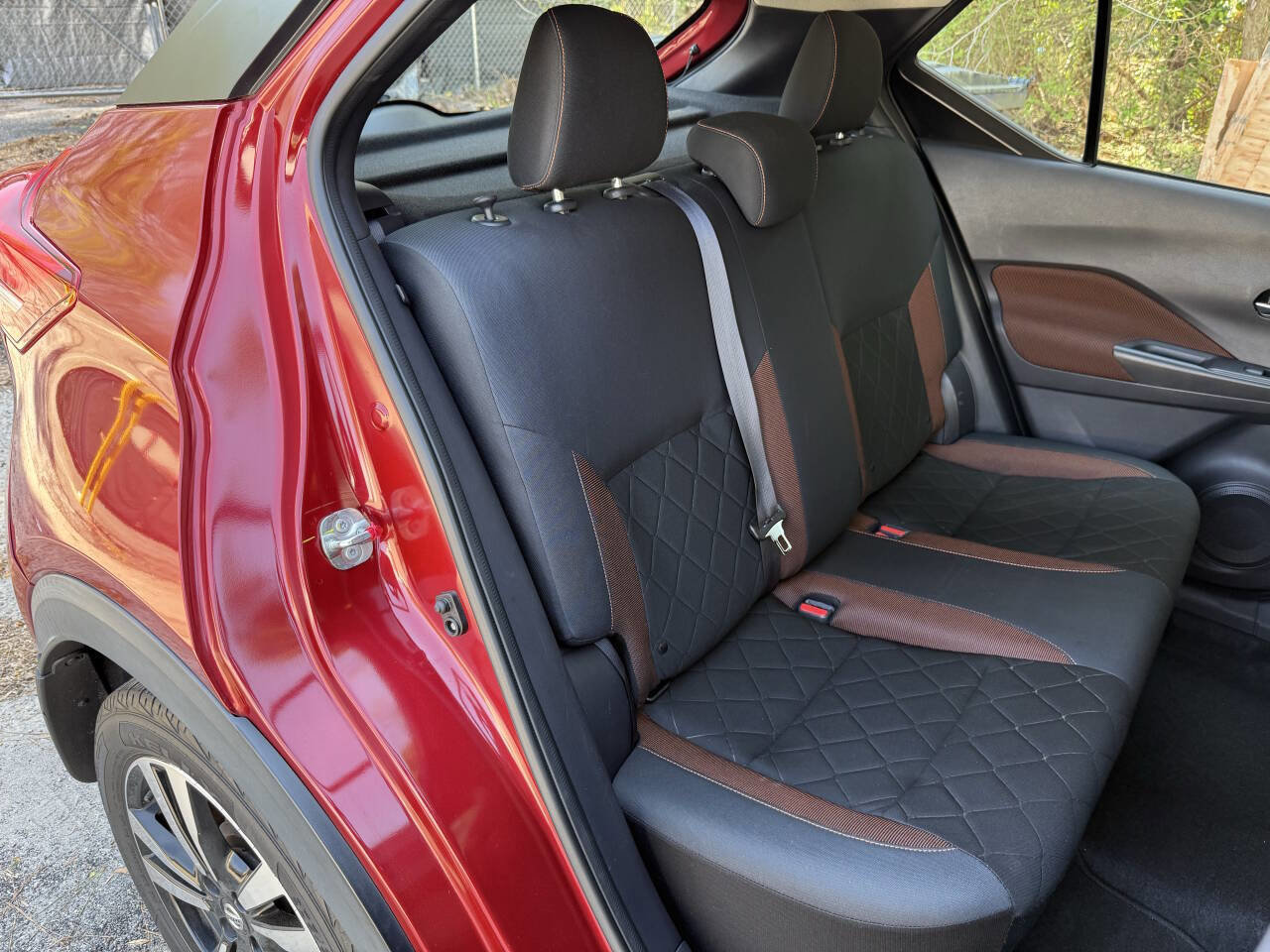 Used 2019 Nissan Kicks SR w/ Exterior Package image 34