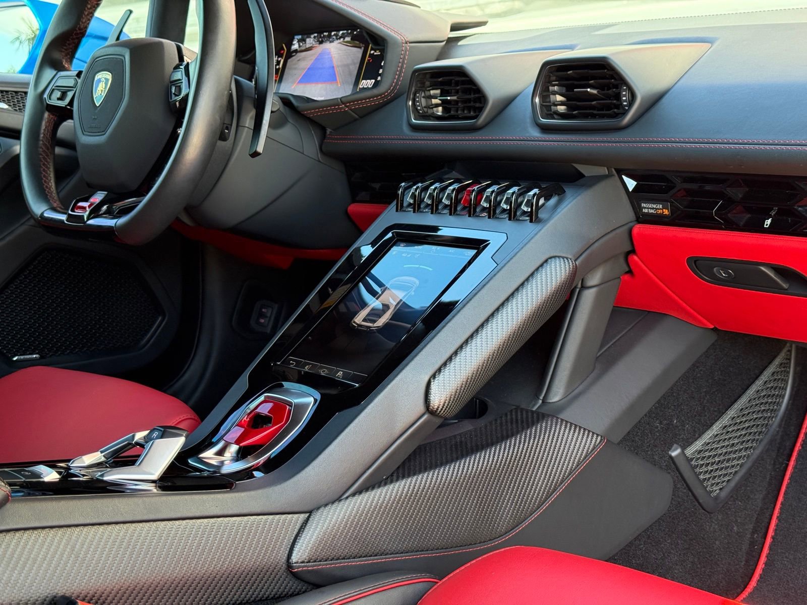 Used 2021 Lamborghini Huracan EVO image 42