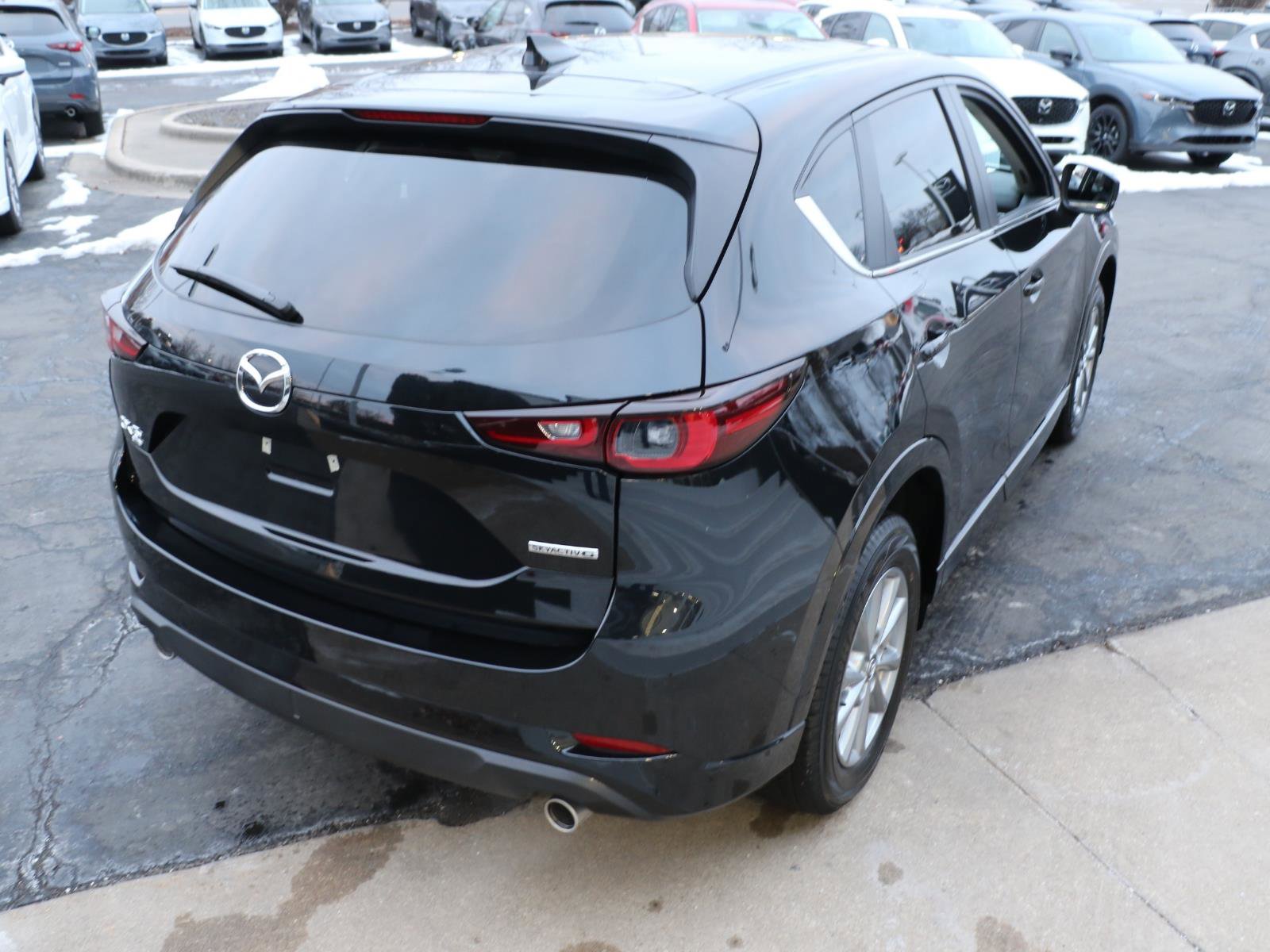 Certified 2025 MAZDA CX-5 AWD 2.5 S w/ Select Package image 4