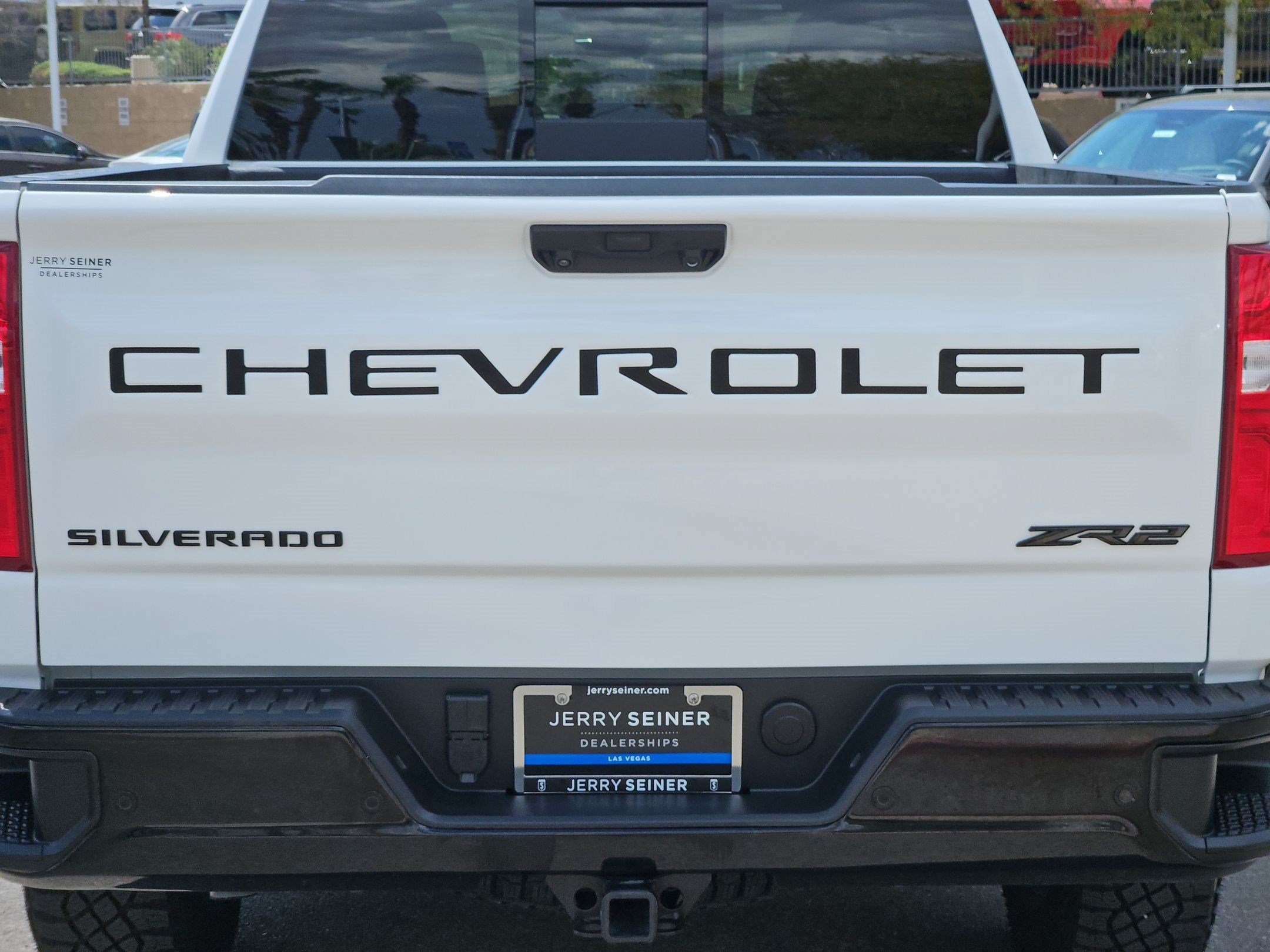 Used 2024 Chevrolet Silverado 1500 ZR2 w/ Technology Package AWD/4WD image 13