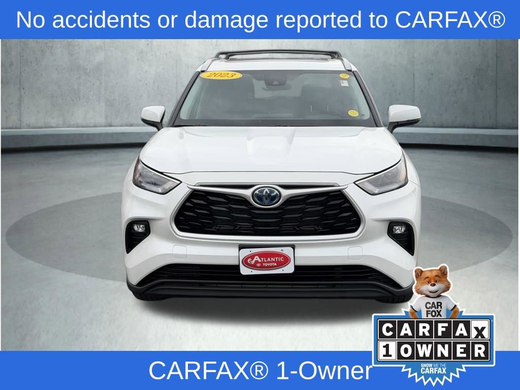 Used 2023 Toyota Highlander XLE image 2