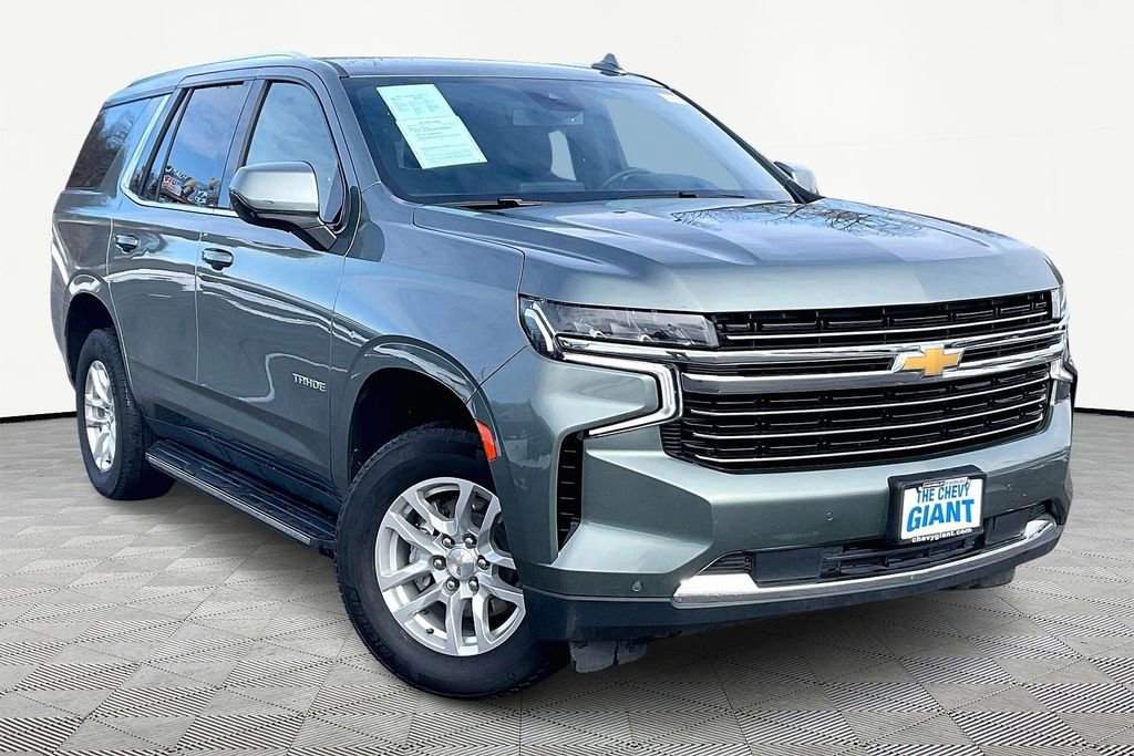 Used 2024 Chevrolet Tahoe LT image 3