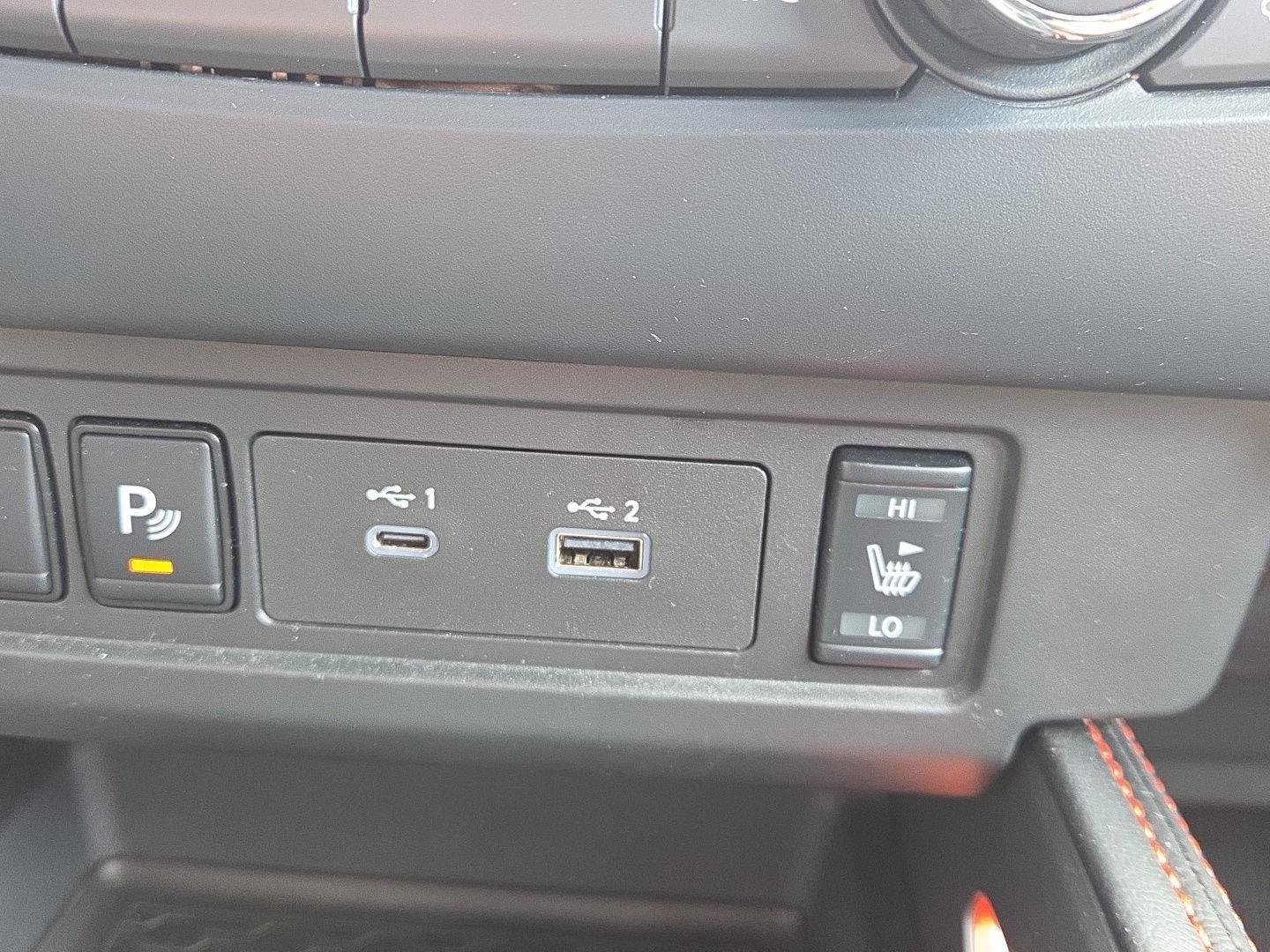 Used 2026 Nissan Frontier PRO-4X AWD/4WD image 34