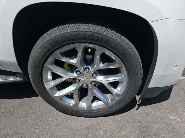 Used 2017 Cadillac Escalade ESV Luxury AWD/4WD image 4