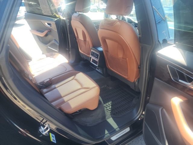 Used 2021 Audi Q8 Prestige w/ Prestige Package AWD/4WD image 11