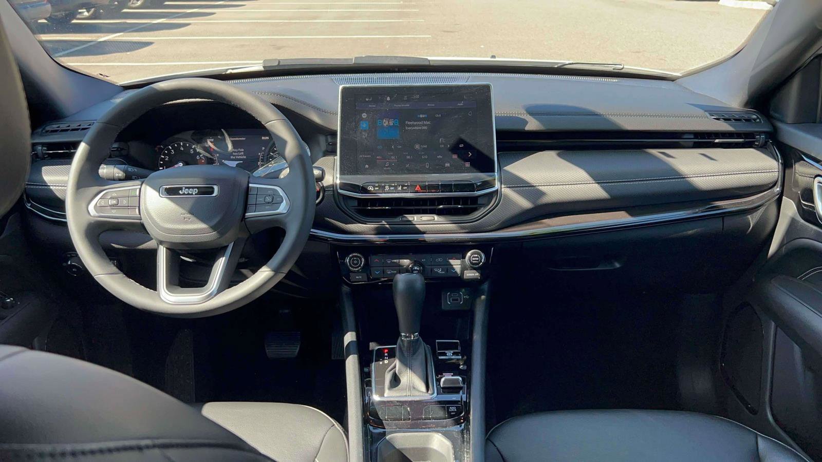 Used 2023 Jeep Compass Latitude w/ Convenience Group image 27