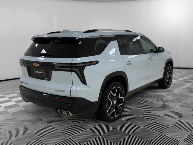 Certified 2026 Chevrolet Traverse High Country AWD/4WD image 5