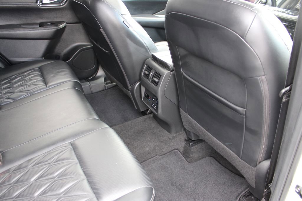 Used 2022 Nissan Rogue Platinum w/ Head-Up Display Package image 48