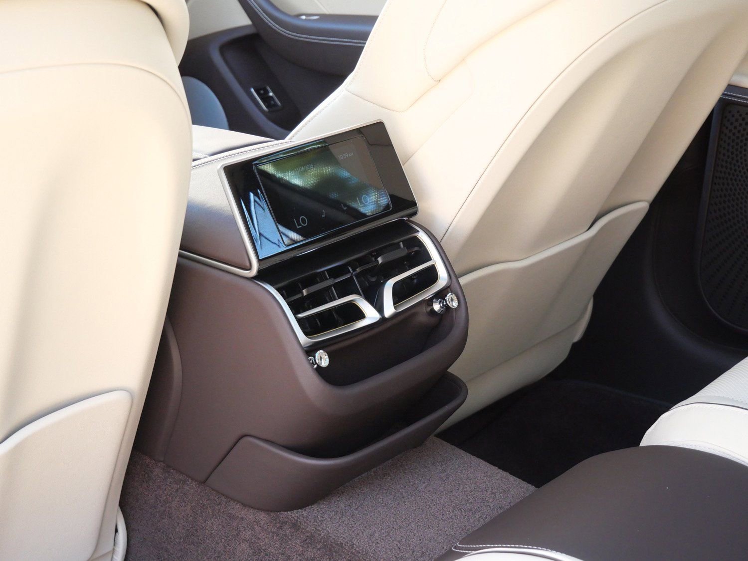 New 2026 Bentley Flying Spur Plug-In Hybrid AWD/4WD image 18