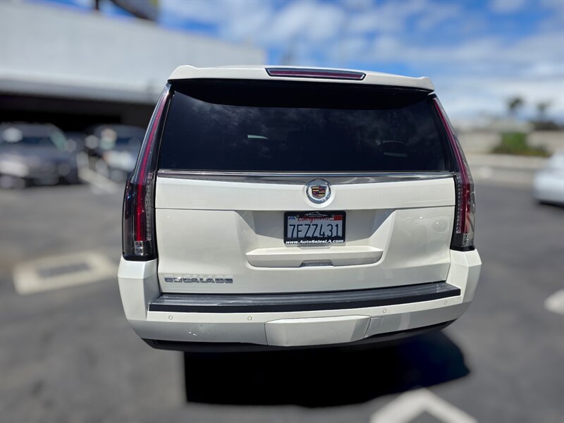 Used 2015 Cadillac Escalade ESV Luxury RWD image 10