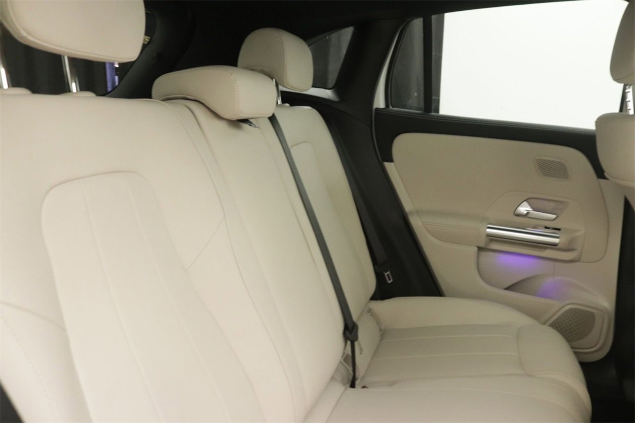 New 2025 Mercedes-Benz GLA 250 image 10