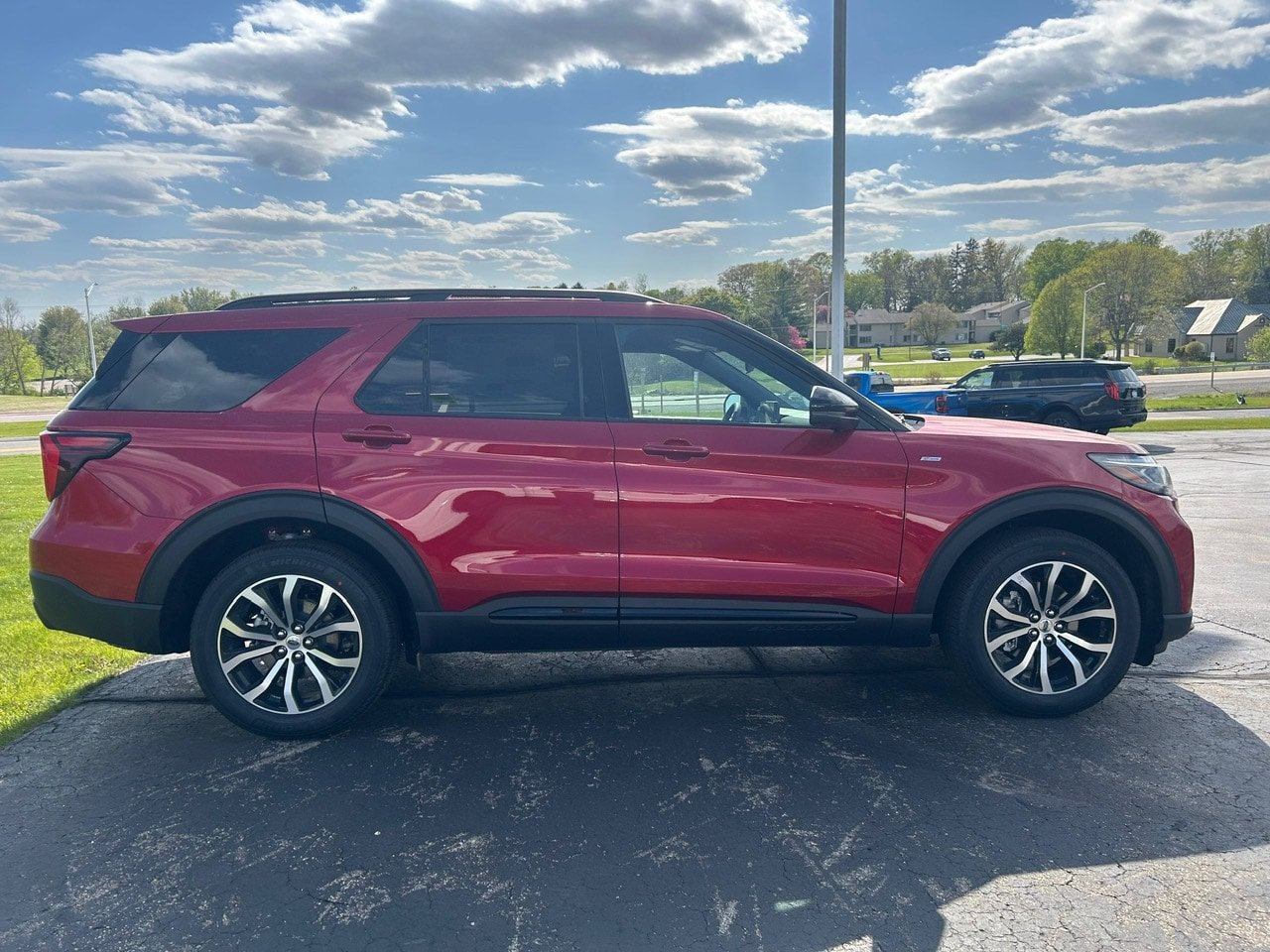 Certified 2026 Ford Explorer ST-Line AWD/4WD image 6