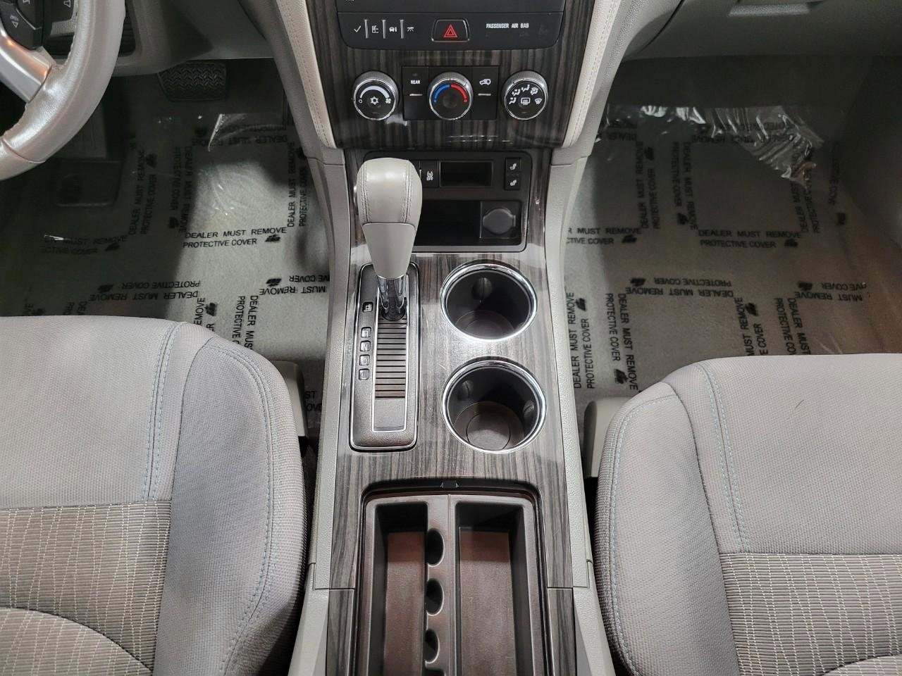 Used 2014 Chevrolet Traverse LT image 16