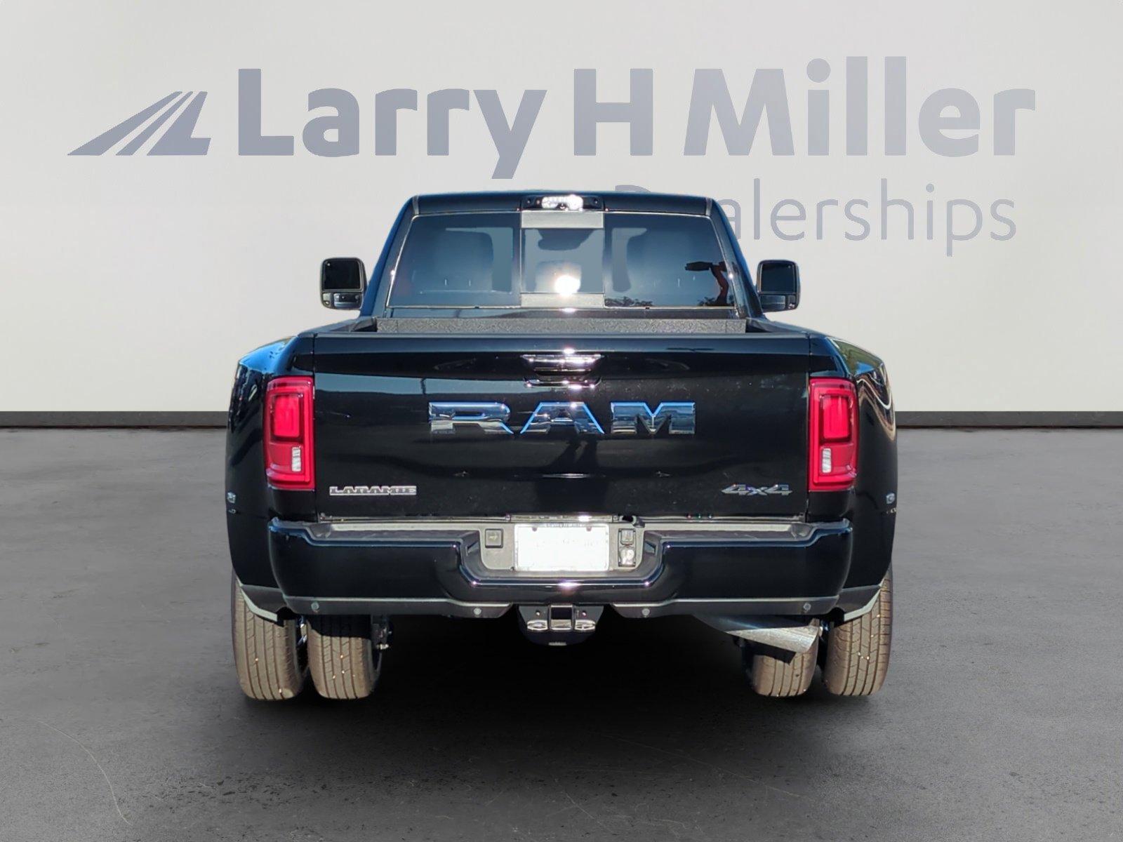 New 2026 RAM 3500 Laramie image 4