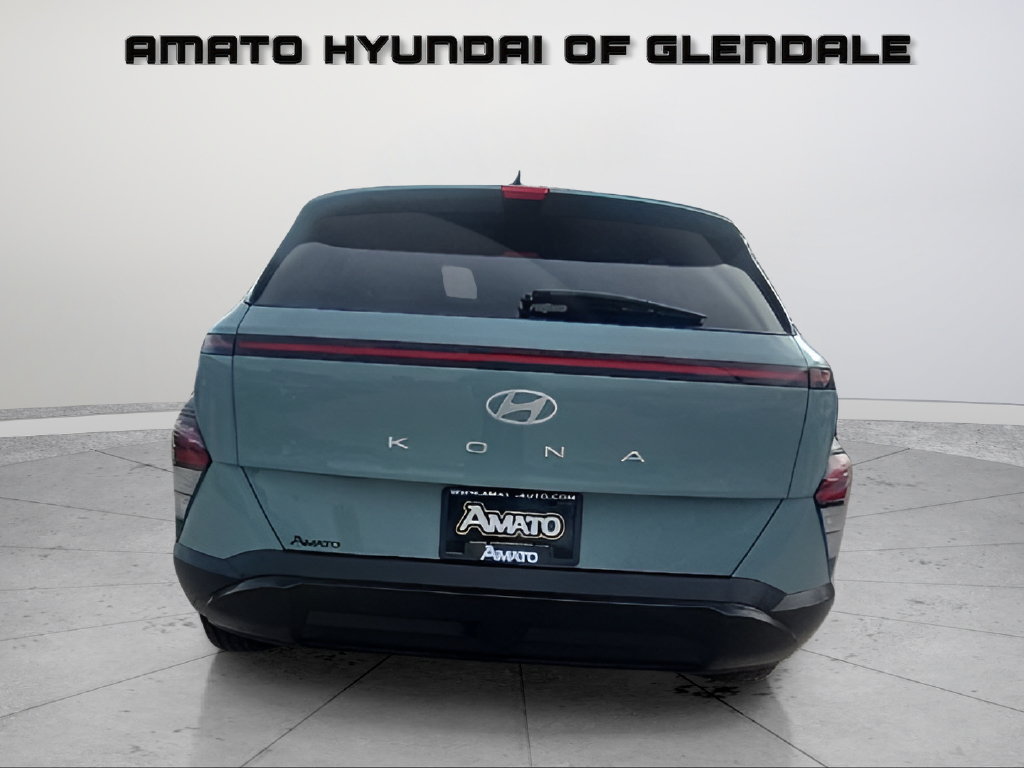 Used 2025 Hyundai Kona SEL FWD image 5