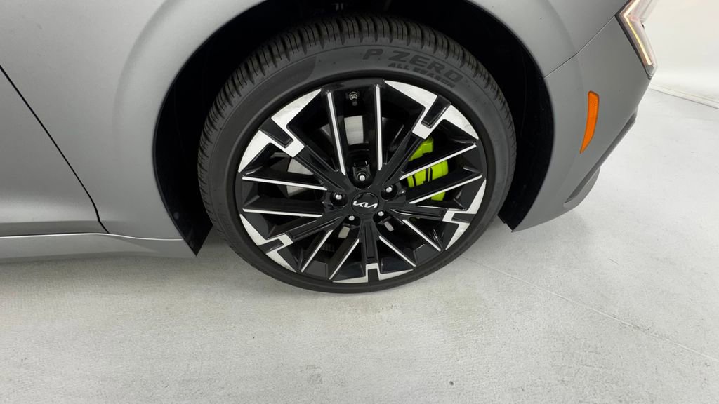 Used 2025 Kia K5 GT FWD image 9