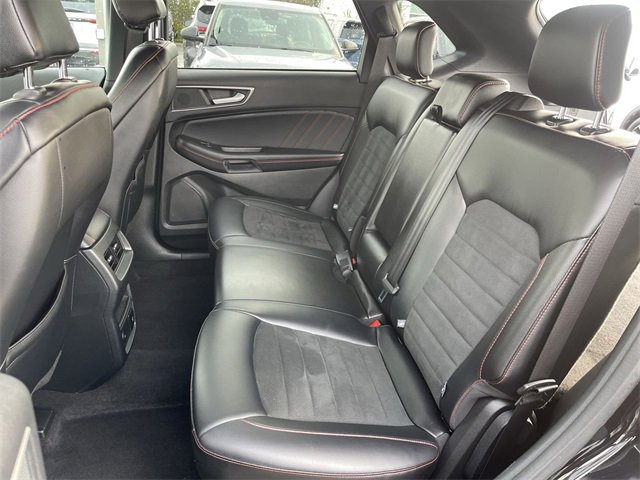 Used 2024 Ford Edge ST-Line image 21