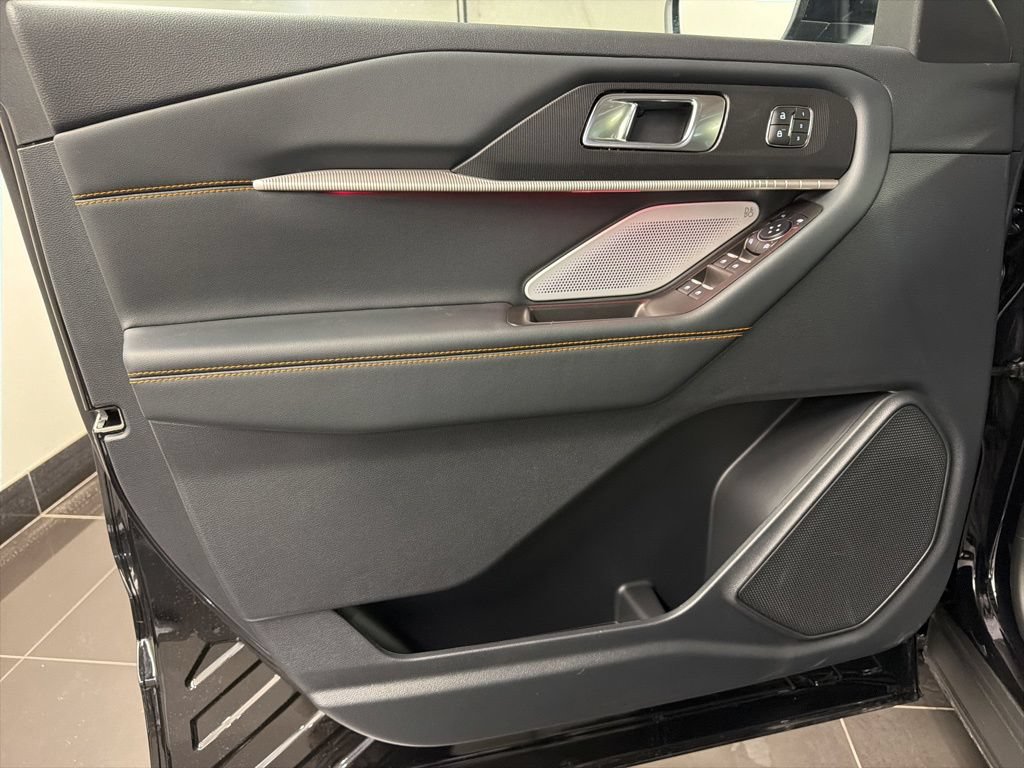 New 2026 Ford Explorer Tremor w/ Tremor Ultimate Package AWD/4WD image 32