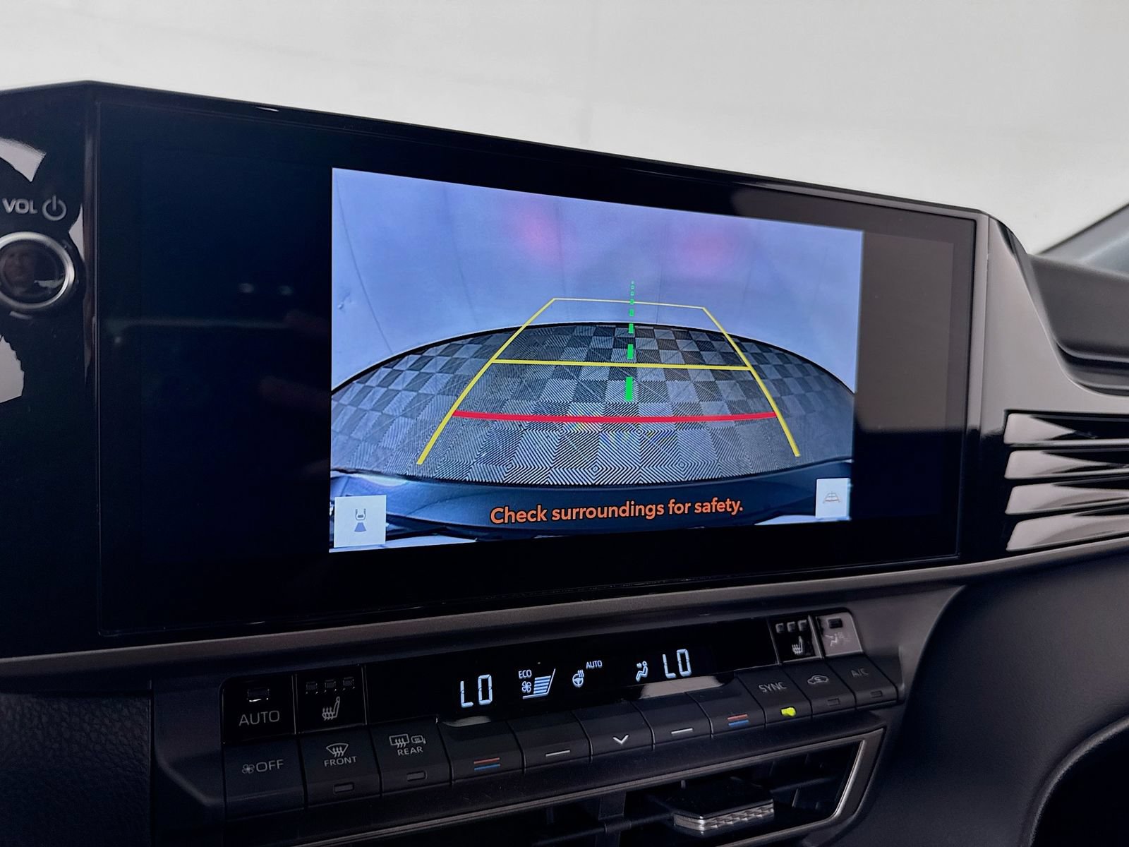 Used 2025 Toyota Camry XSE FWD image 17