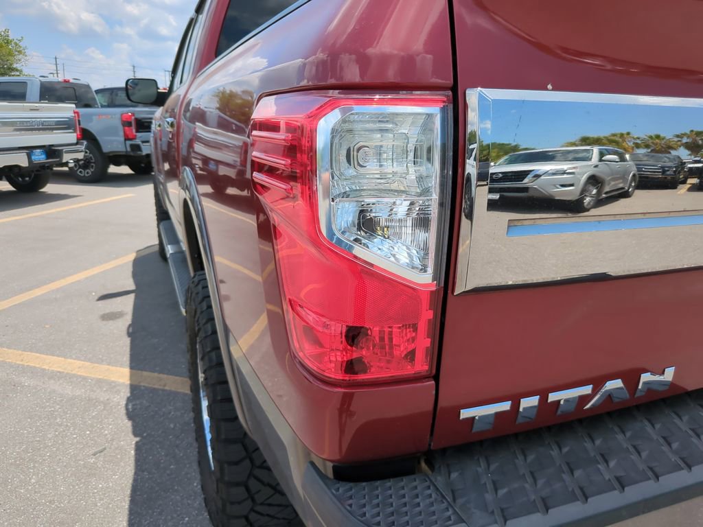 Used 2017 Nissan Titan Platinum Reserve RWD image 13