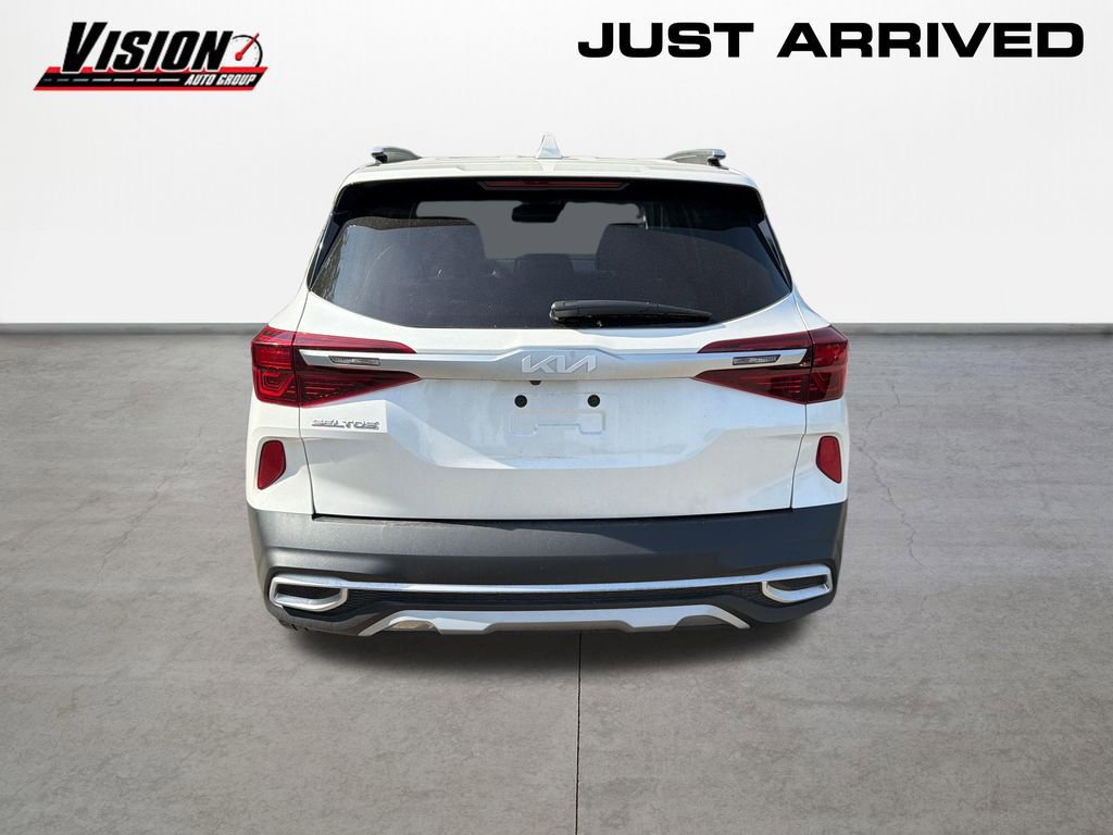 Used 2022 Kia Seltos SX w/ Sunroof Package AWD/4WD image 6
