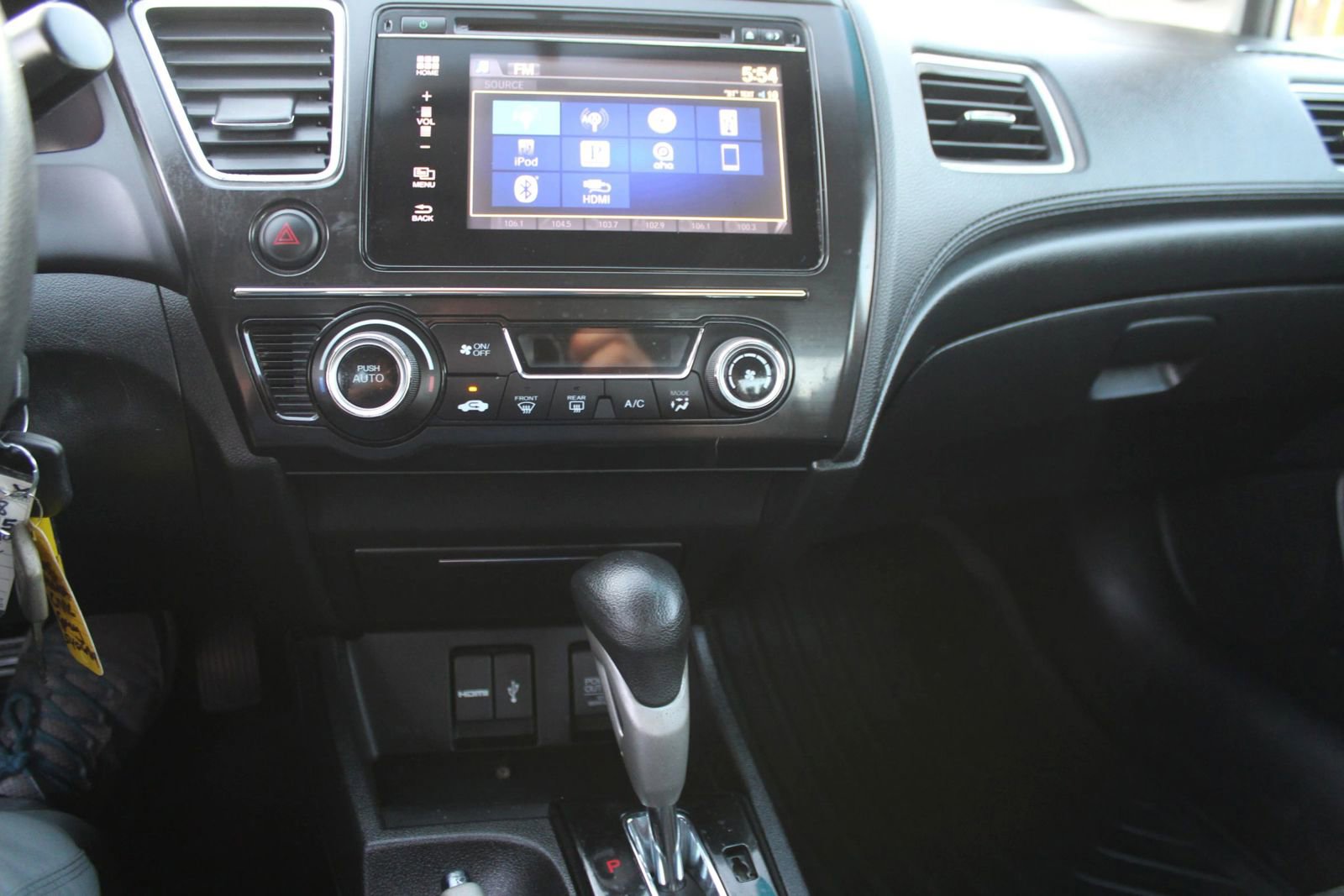 Used 2015 Honda Civic SE image 16
