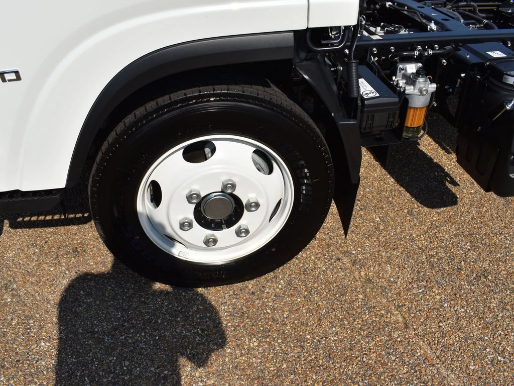 New 2025 Chevrolet Low Cab Forward 5500 XD RWD image 4