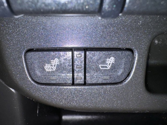 Used 2020 GMC Canyon SLT image 16